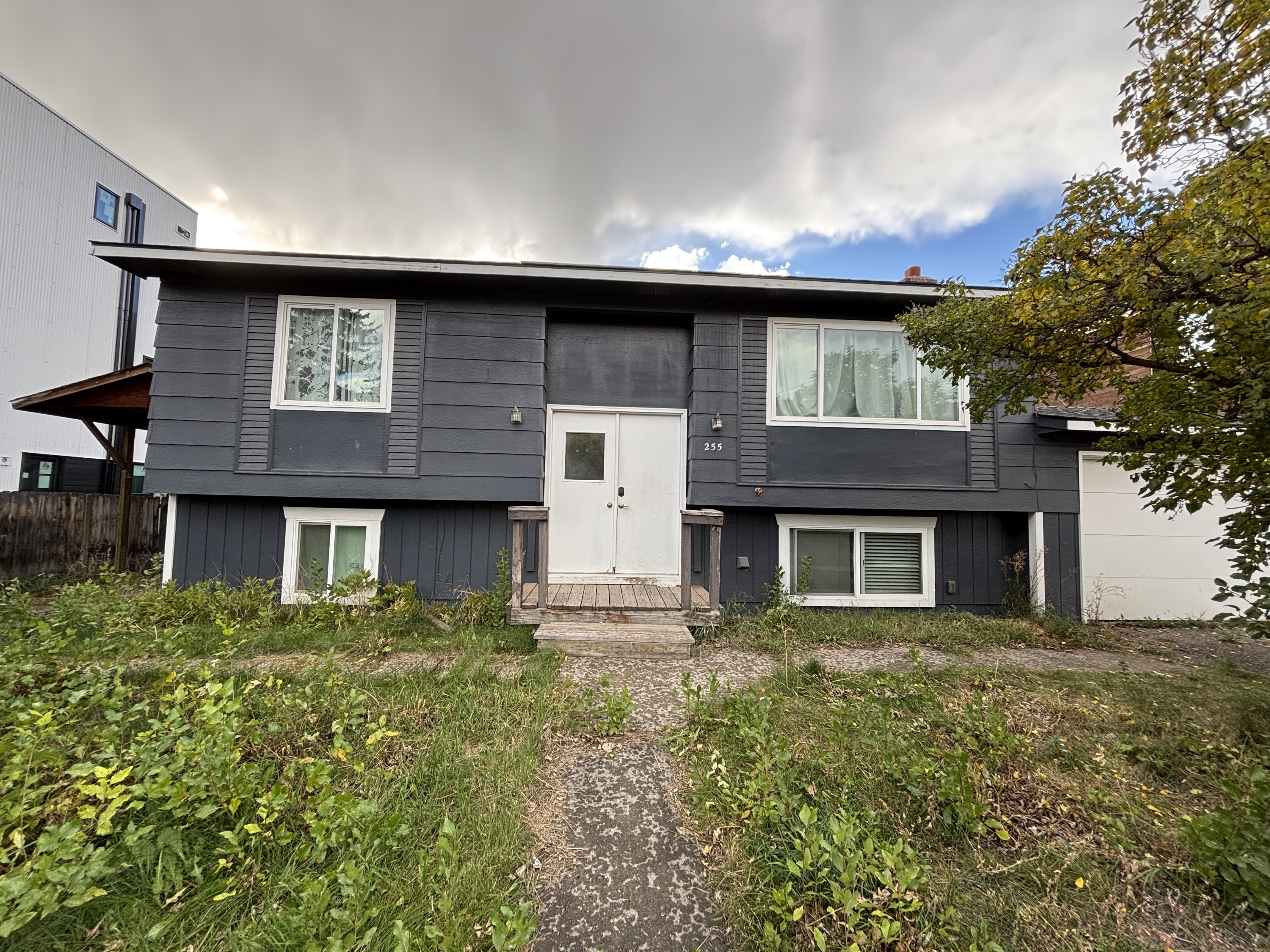 255 South Glenwood - A-upstairs
