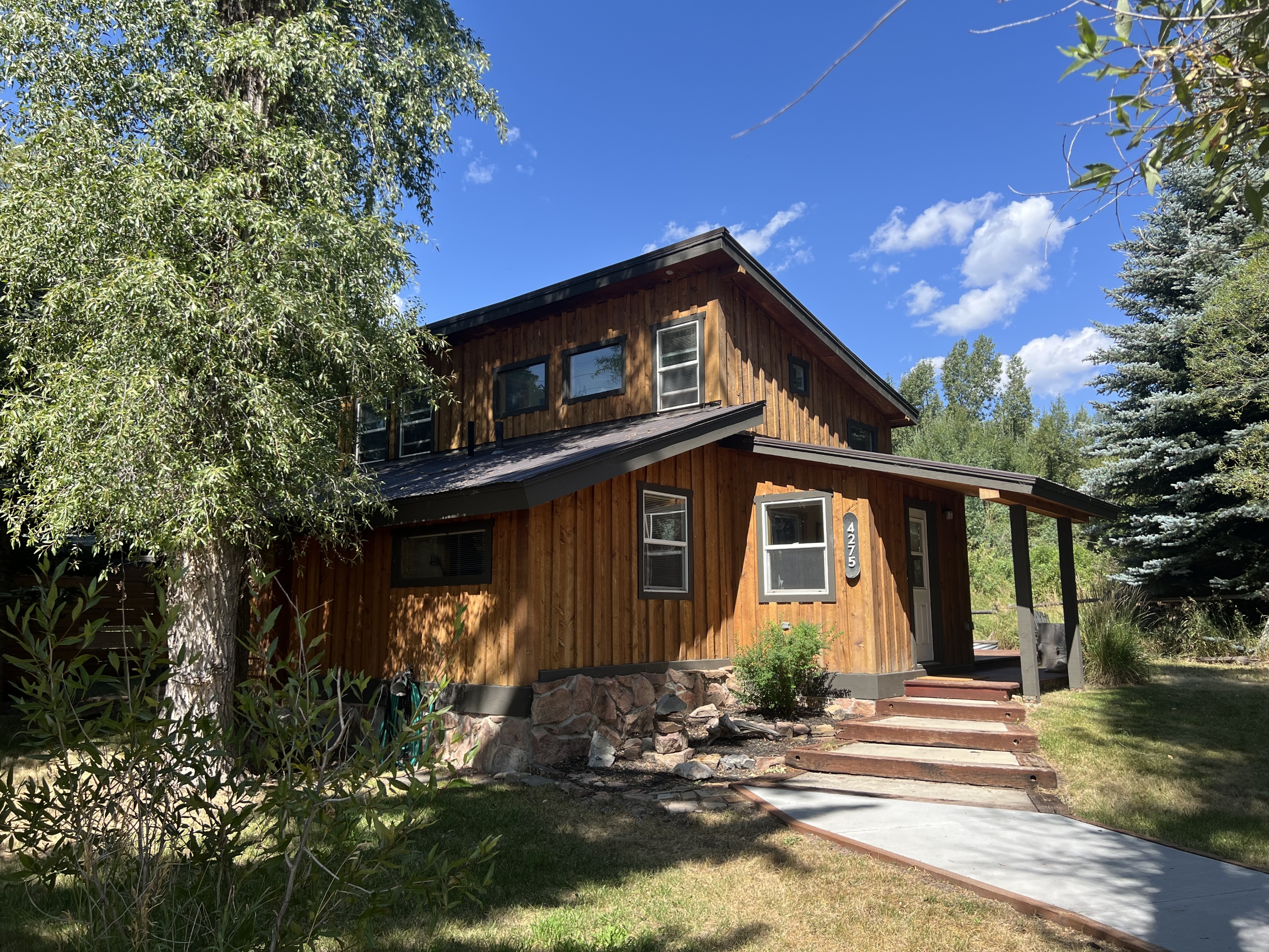 4275 Leeper Lane