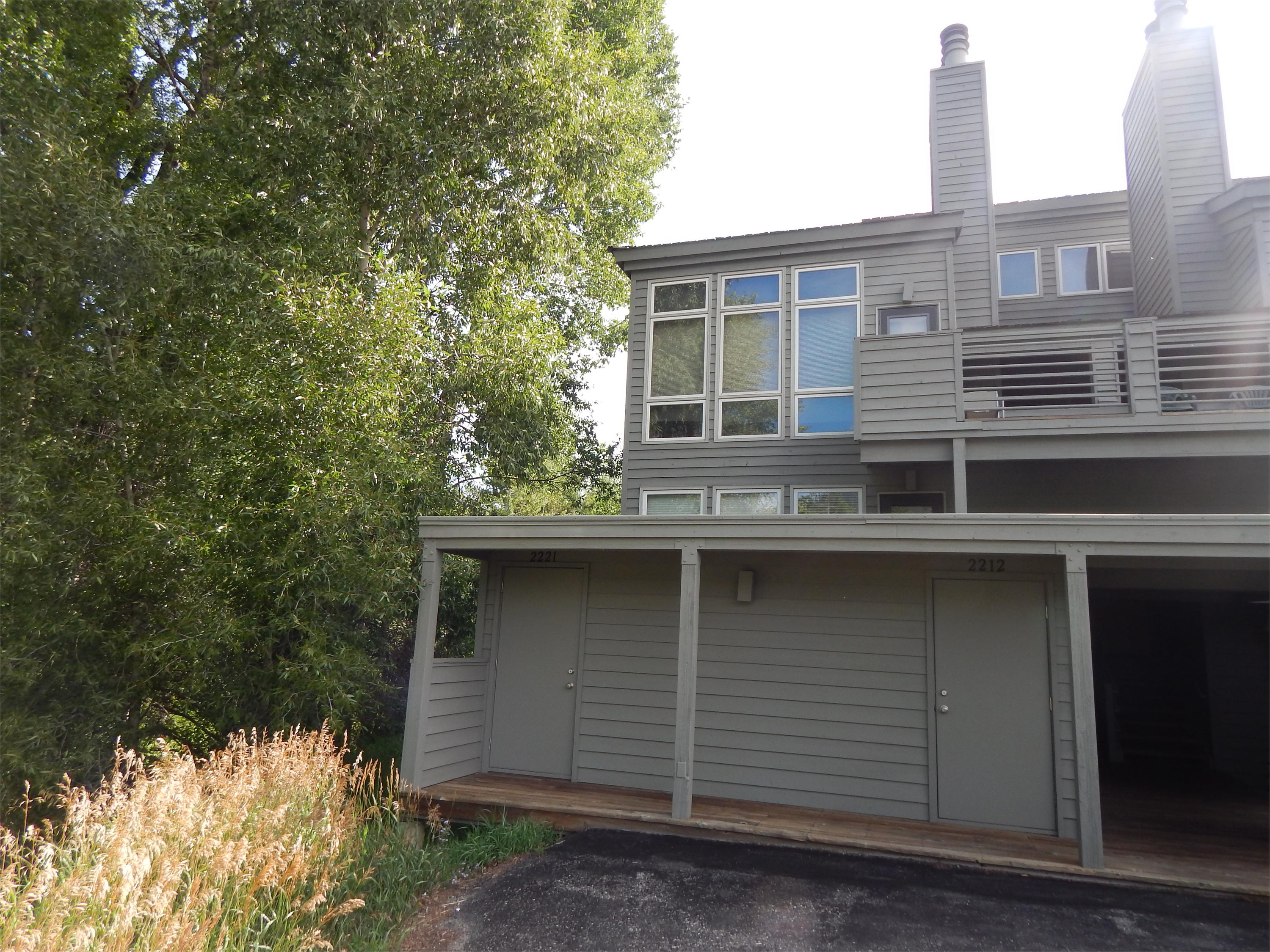 3548 N Lake Creek Dr.